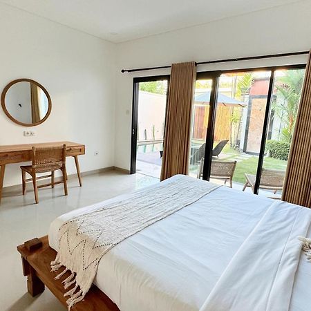 Villa Niu Center Canggu - Fattylion Εξωτερικό φωτογραφία