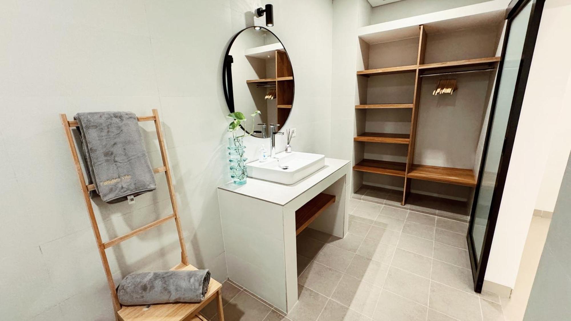 Villa Niu Center Canggu - Fattylion Εξωτερικό φωτογραφία